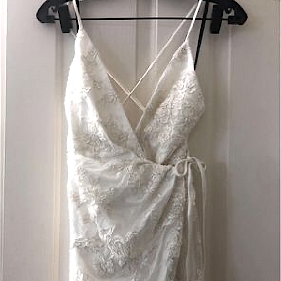 Revolve x Michael Costello Adeline Wedding Gown Dress NWT - Picture 4 of 5